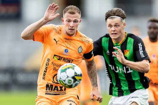 AFC Eskilstunas Jesper Modig och GAIS Axel Henriksson