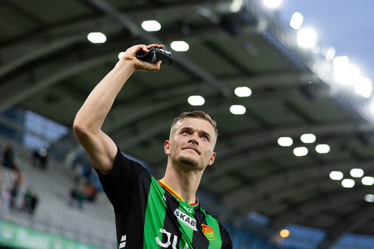 GAIS Alexander Ahl Holmström jublar