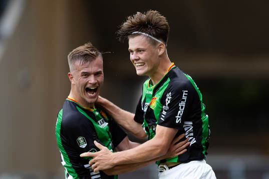 GAIS Axel Henriksson jublar