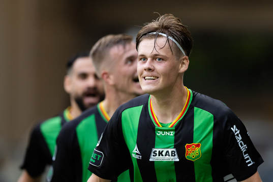 GAIS Axel Henriksson jublar