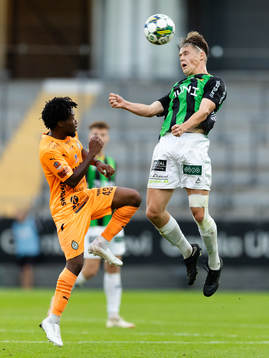 AFC Eskilstunas Abdul-Halik Hudu och GAIS Axel Henriksson