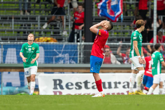 Helsingborgs Cole Alexander deppar