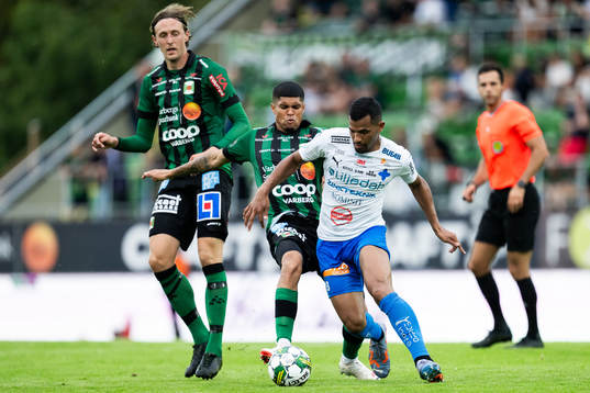 Varbergs Joakim Lindner och Luke Le Roux mot Värnamos