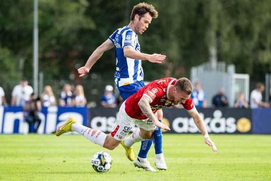 IFK Göteborgs Emil Salomonsson och Degerfors Rasmus
