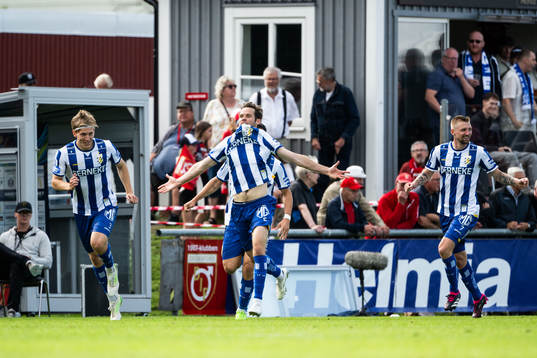 IFK Göteborgs Emil Salomonsson jublar