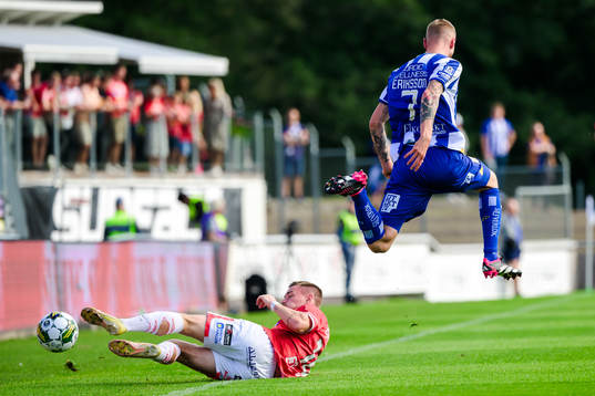 Degerfors Rasmus Örqvist och IFK Göteborgs Sebastian