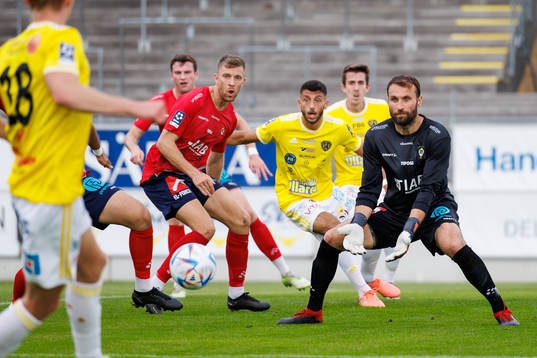 Vänersborgs målvakt Besarion Kodalaev