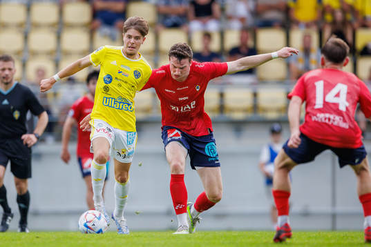 Falkenbergs Remo Gotfredsen Grgic och Vänersborgs Declan