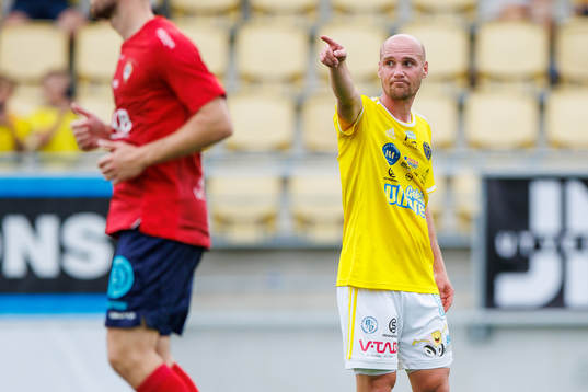 Falkenbergs Christoffer Carlsson