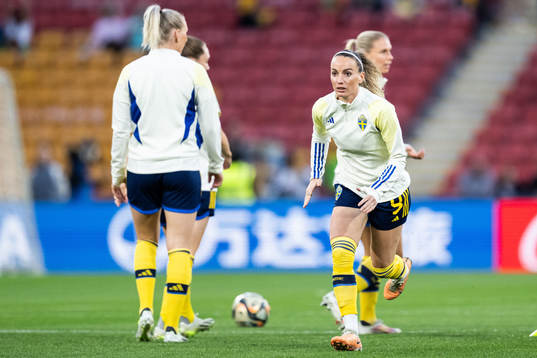 Kosovare Asllani of Sweden