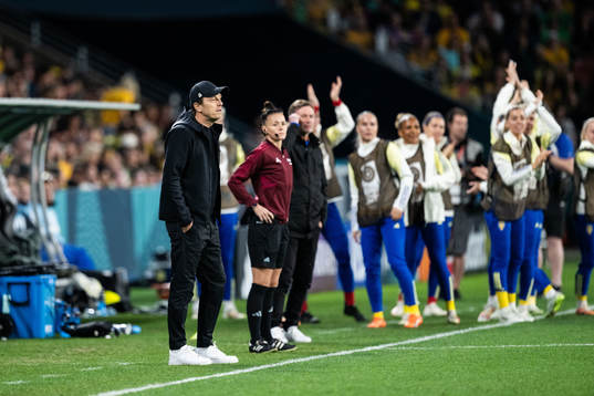 Head coach Tony Gustavsson of Australia looks dejected