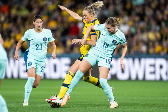 Fridolina Rolfö of Sweden and Clare Hunt of Australia