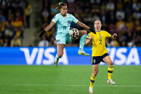 Mary Fowler of Australia and Jonna Andersson of Sweden