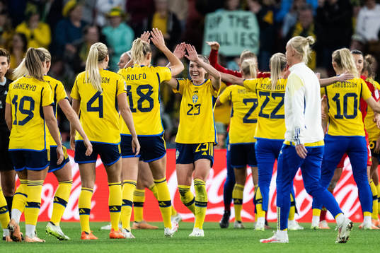 Elin Rubensson of Sweden celebrates with team mates