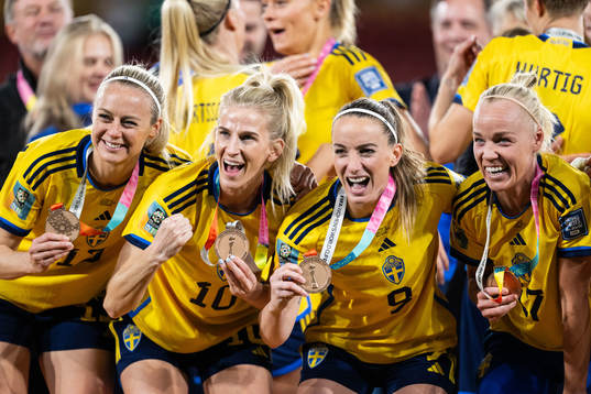 Amanda Ilestedt, Sofia Jakobsson, Kosovare Asllani and