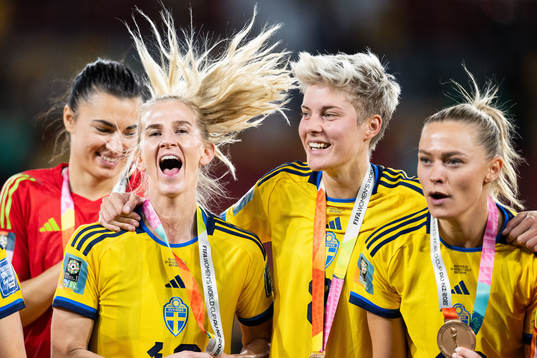 Sofia Jakobsson, Lina Hurtig and Fridolina Rolfö of Sweden
