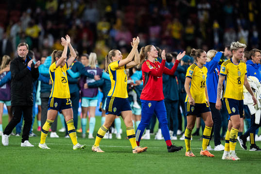 Elin Rubensson, Magdalena Eriksson, goalkeeper Tove Enblom