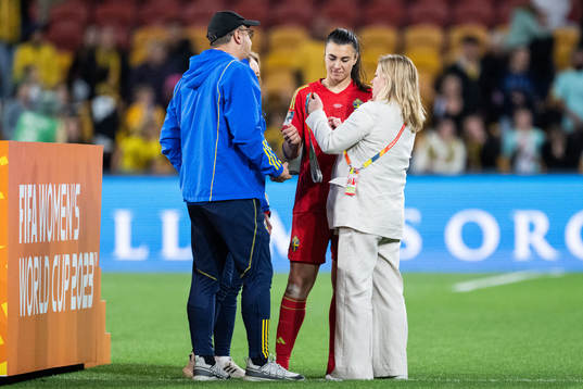 Goalkeeper Zecira Musovic and Team Manager Marika Domanski