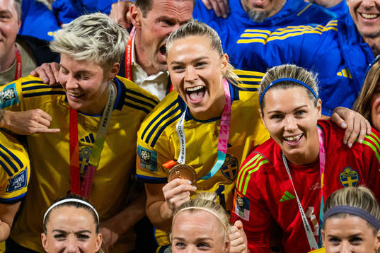 Lina Hurtig, Fridolina Rolfö and goalkeeper Jennifer Falk