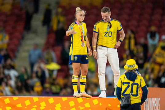 Hanna Bennison of Sweden celebrate wit family