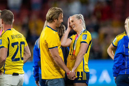 Stina Blackstenius of Sweden celebrates with her boyfriend