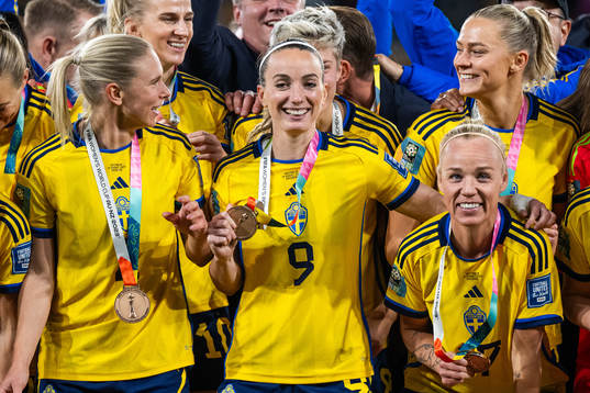 Jonna Andersson, Kosovare Asllani and Caroline Seger of