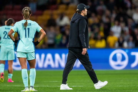 Mary Fowler and head coach Tony Gustavsson of Australia