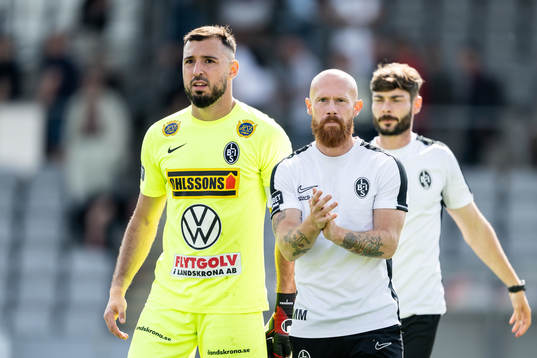 Landskronas målvakt Amr Kaddoura och tränare Max Mölder