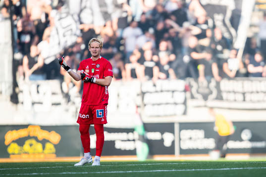Örebros målvakt William Eskelinen