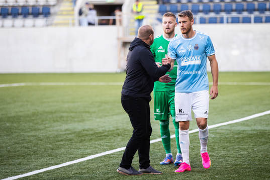 Gefles tränare Mikael Bengtsson, målvakt Robin Wallinder