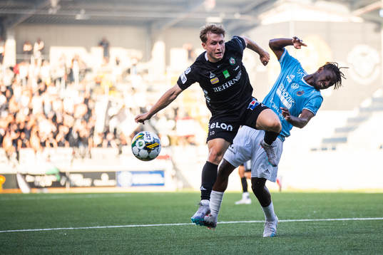 Örebros Victor Backman och Gefles York Rafael