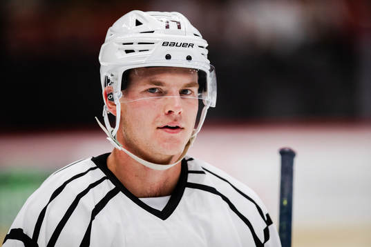 Arizona Coyotes Victor Söderström