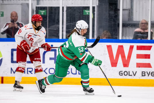 Troja Ljungbys Mail Bergström och Rögles Emilia Rydell
