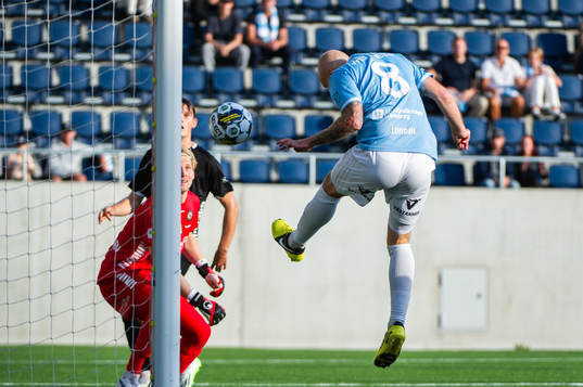 Gefles Anton Lundin gör 1-1