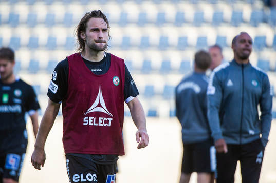 Örebros Kevin Walker deppar