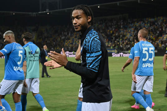 Jens Cajuste of Napoli celebrates with team mates