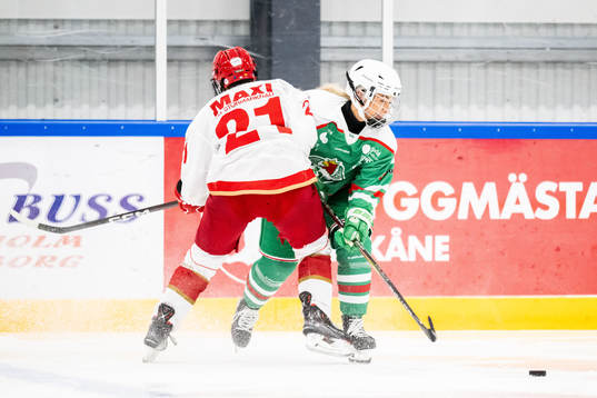 Rögles Rut Herborg Geirsdottir och Troja Ljungbys Frida