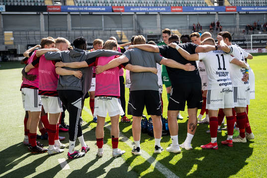 Östersunds spelare samlas