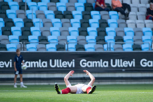Östersunds Simon Marklund deppar