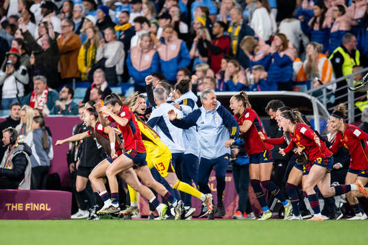 Players of Spain celebrate