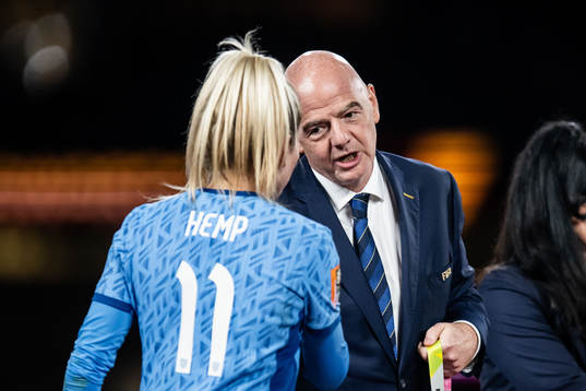 Lauren Hemp of England and FIFA president Gianni Infantino