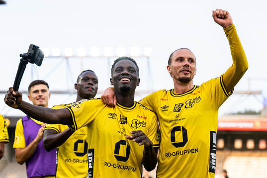 Elfsborgs Michael Baidoo och Niklas Hult jublar