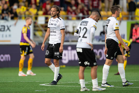 Mjällbys Tom Pettersson deppar
