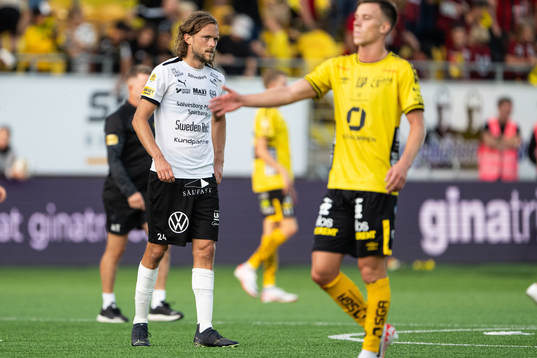 Mjällbys Tom Pettersson deppar