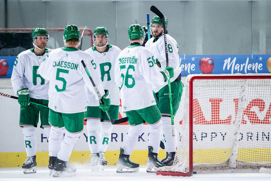 Dennis Everberg of Rögle celebrate
