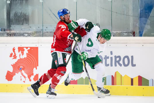 Tim Schule of Augsburger Panther and Felix Nilsson of Rögle