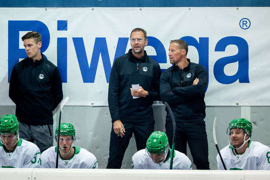 Physio Christopher Alvengrip, assistant coach Roger Hansson