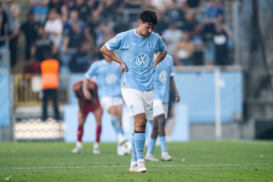 Malmö FFs Stefano Vecchia deppar