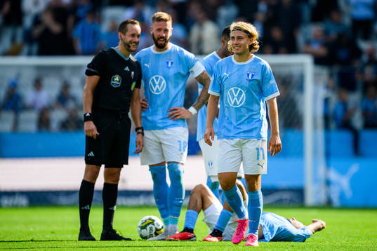 Domare Victor Wolf, Malmö FFs Pontus Jansson och Sebastian