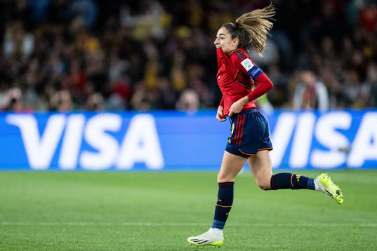 Olga Carmona of Spain celebrates